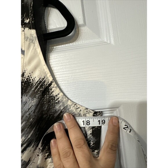 Vera Wang Black & White Sleeveless Art Stripe Dress - Size M Flowy Sheer Layered - Picture 11 of 11